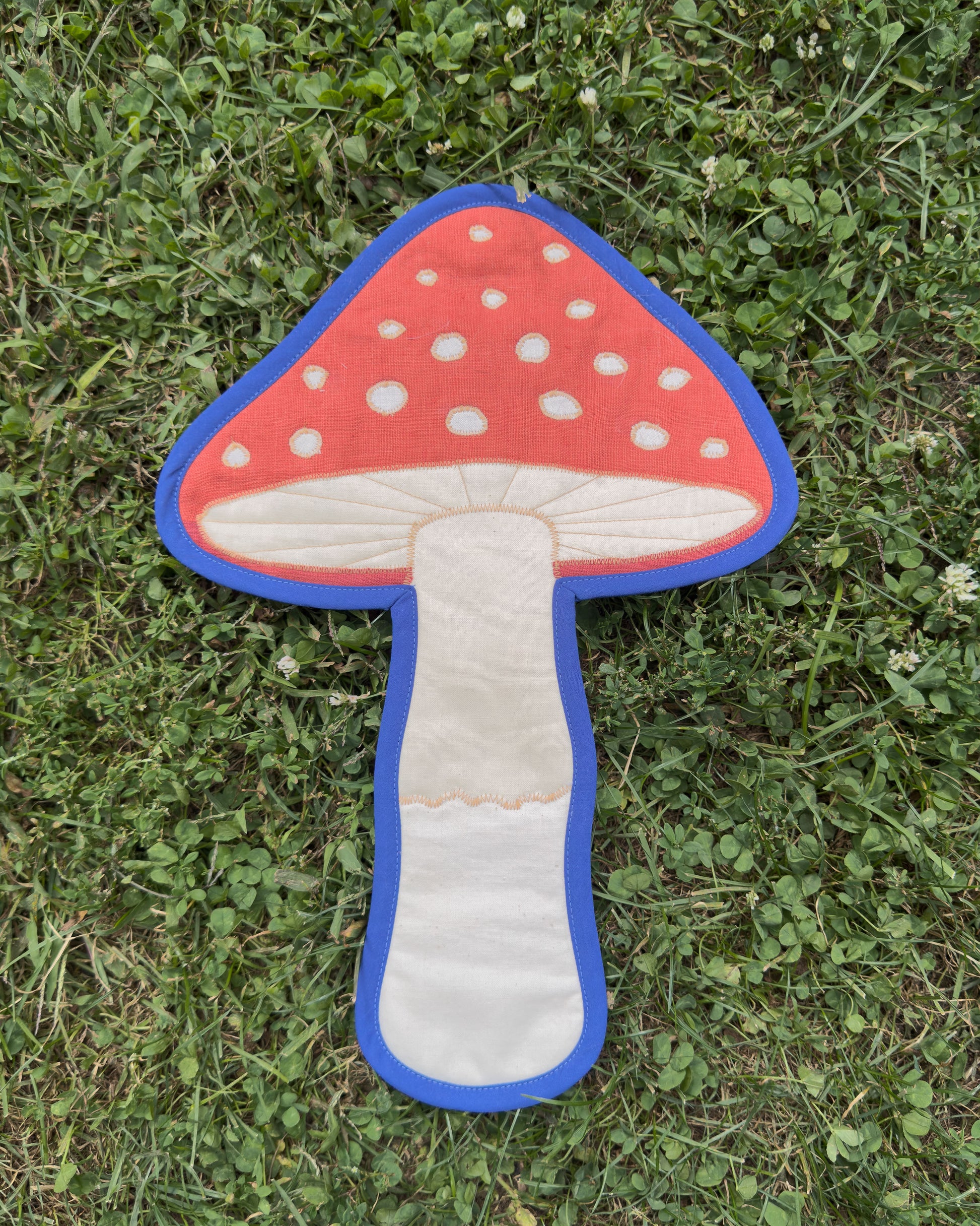 mushroom wall quilt