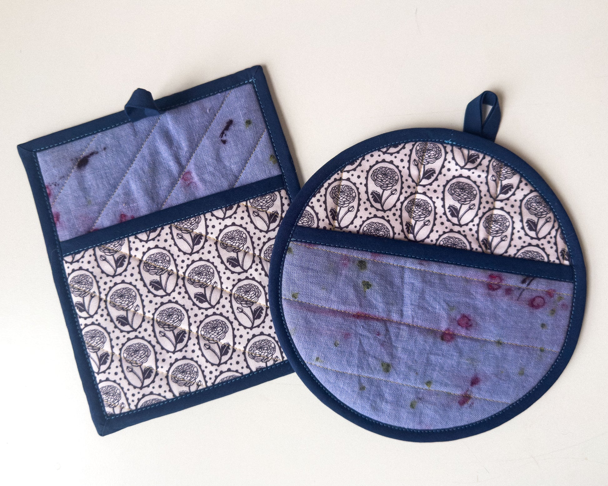 rose & natural dye pot holder set