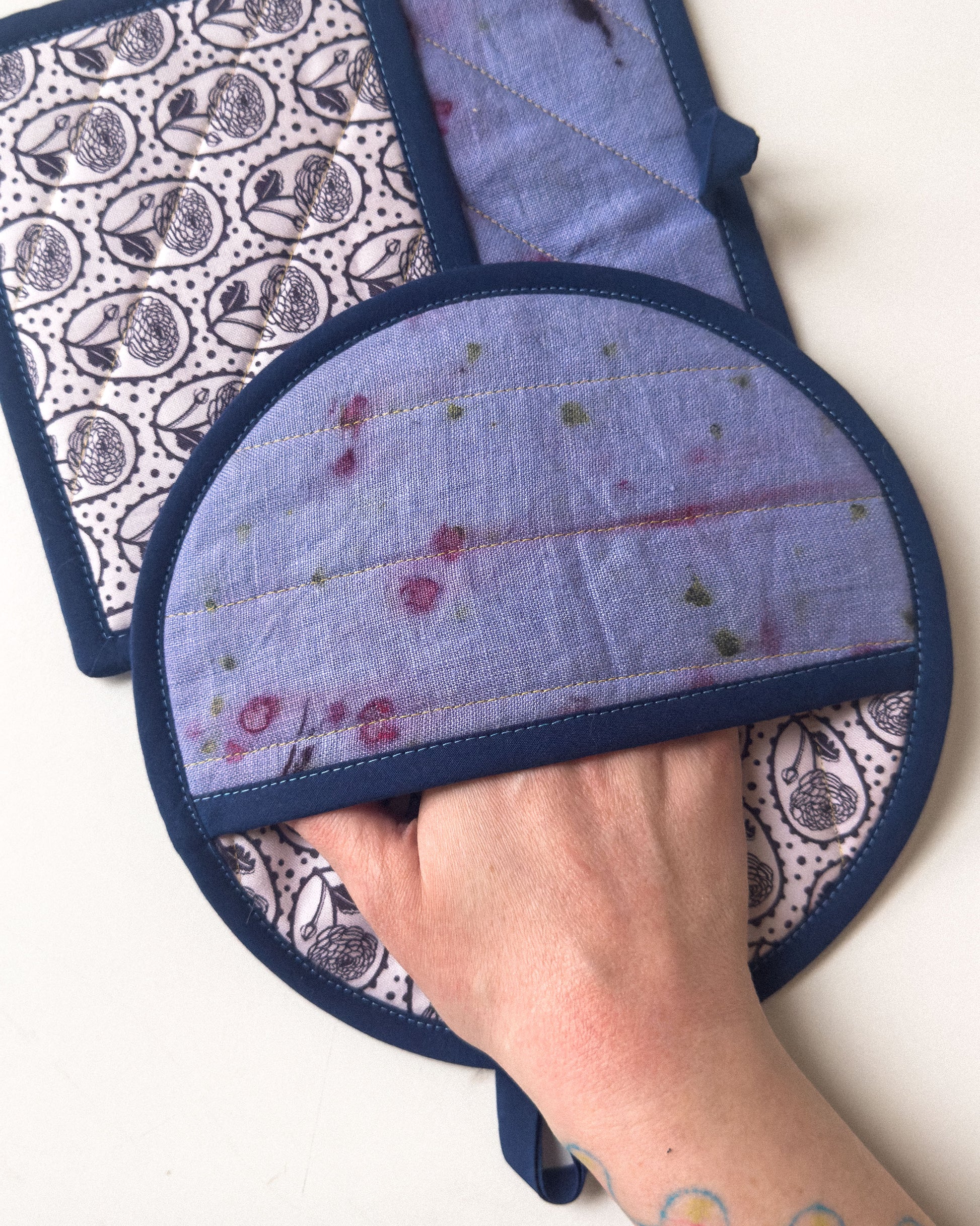 rose & natural dye pot holder set