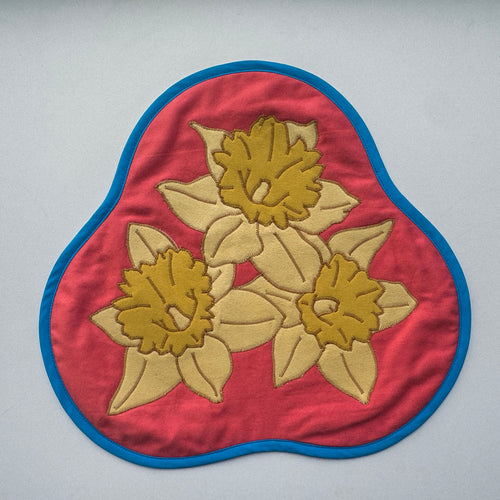 egg yolk daffodils wall quilt