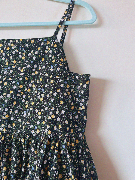 tie-back dress in floral cotton