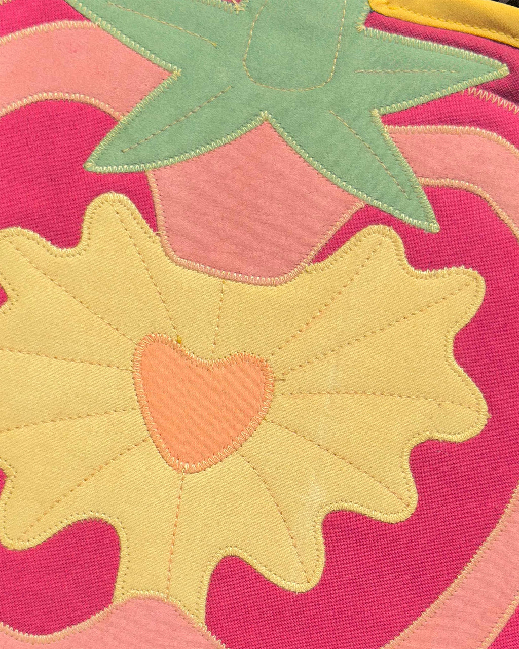 tomato wall quilt