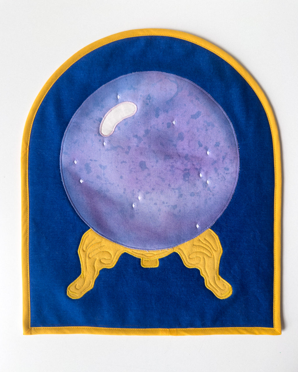 crystal ball wall quilt